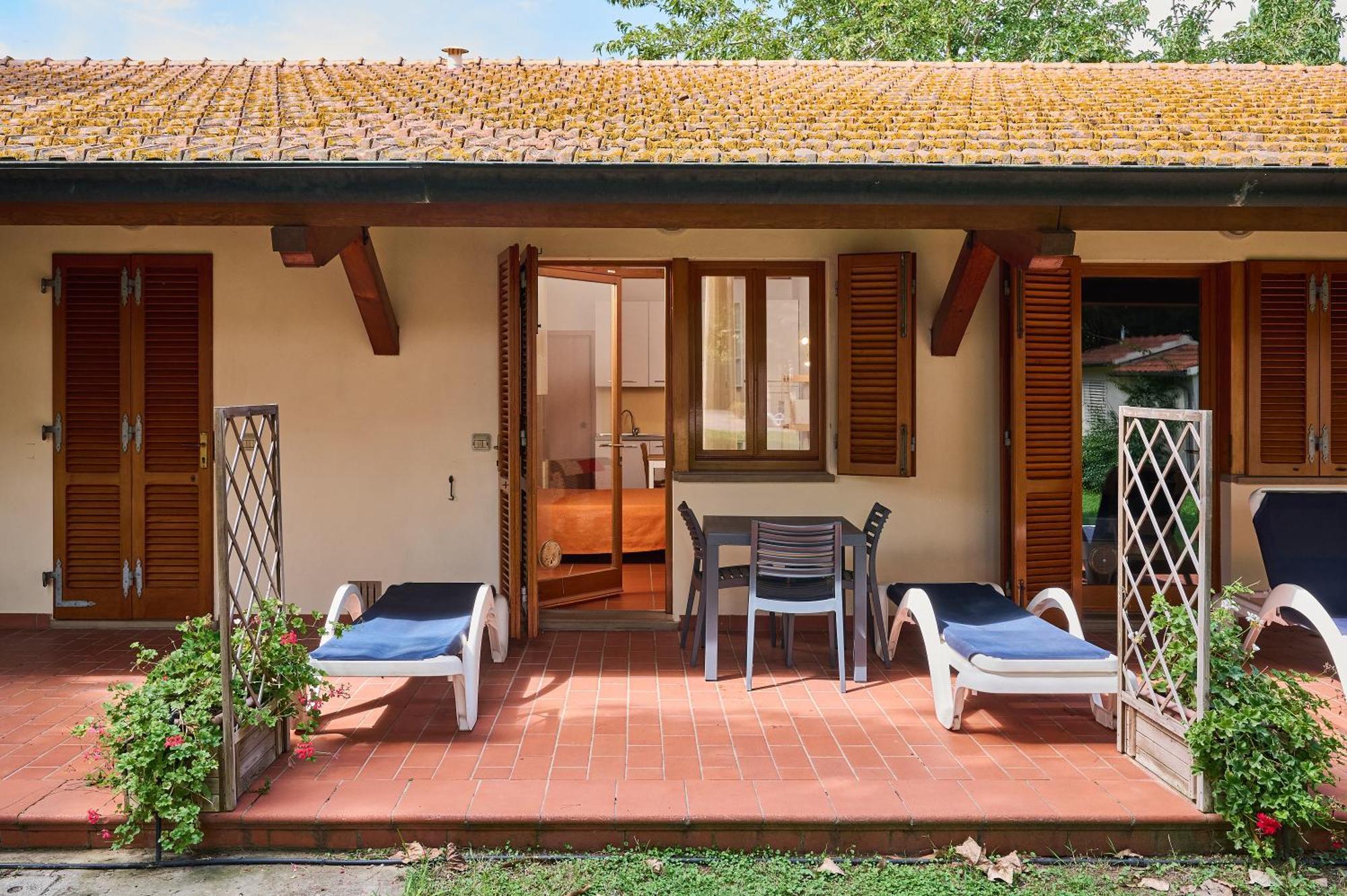 Ghiacci Vecchi Residence Venturina Terme Exterior foto